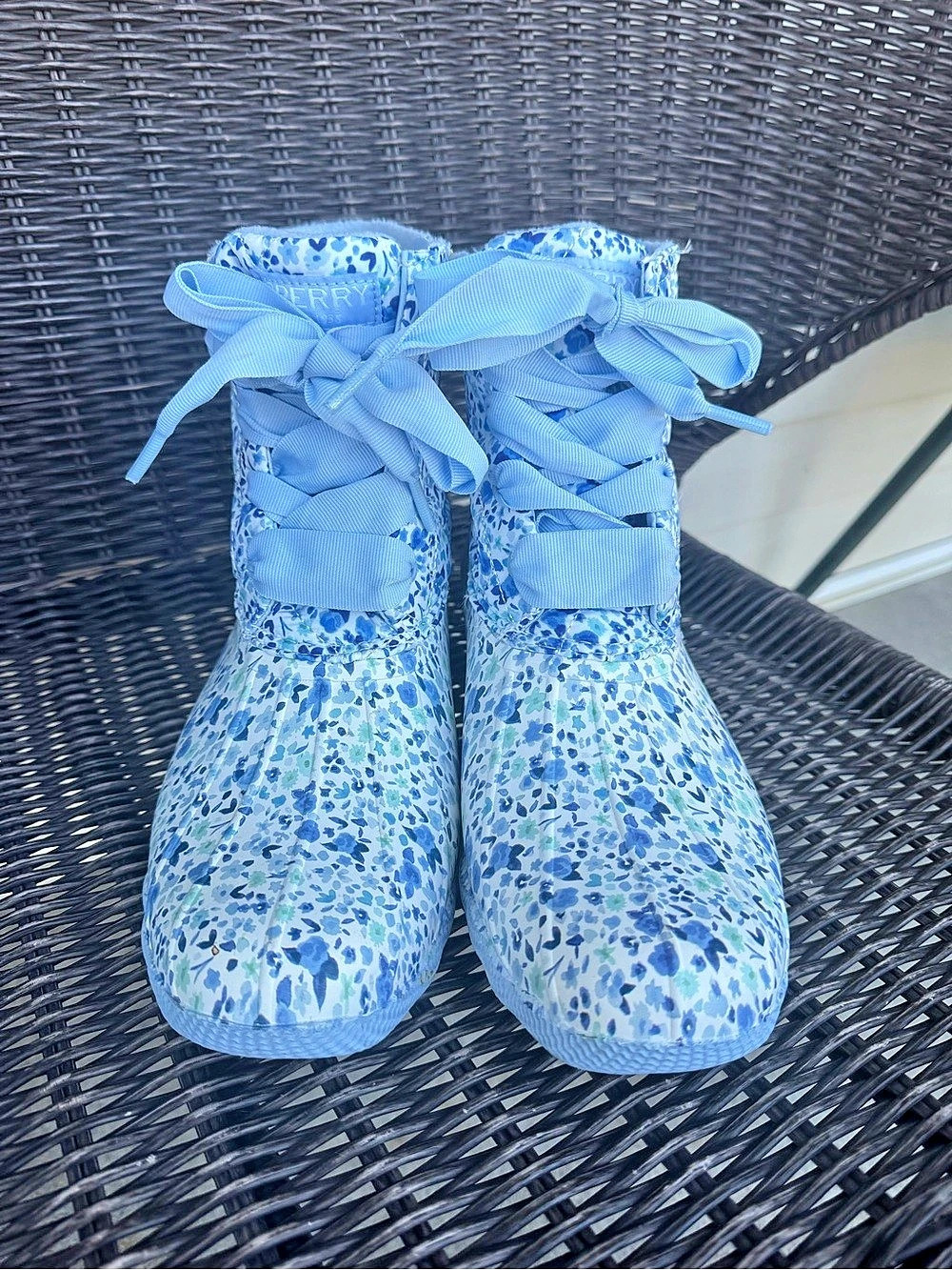Sperry Saltwater Duck Boot Floral Winter Boots Blue & White US 9.5